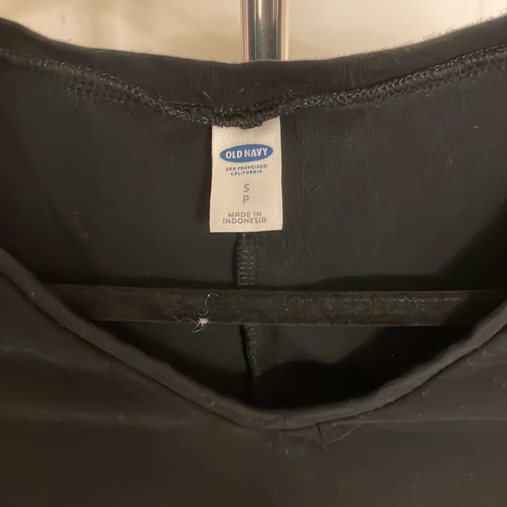 Black Old Navy V Neck Bodycon Dress - Picture 2 of 3